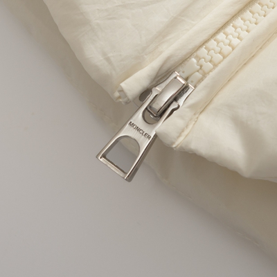 ハイクオリティダウンジャケット着用イメージ